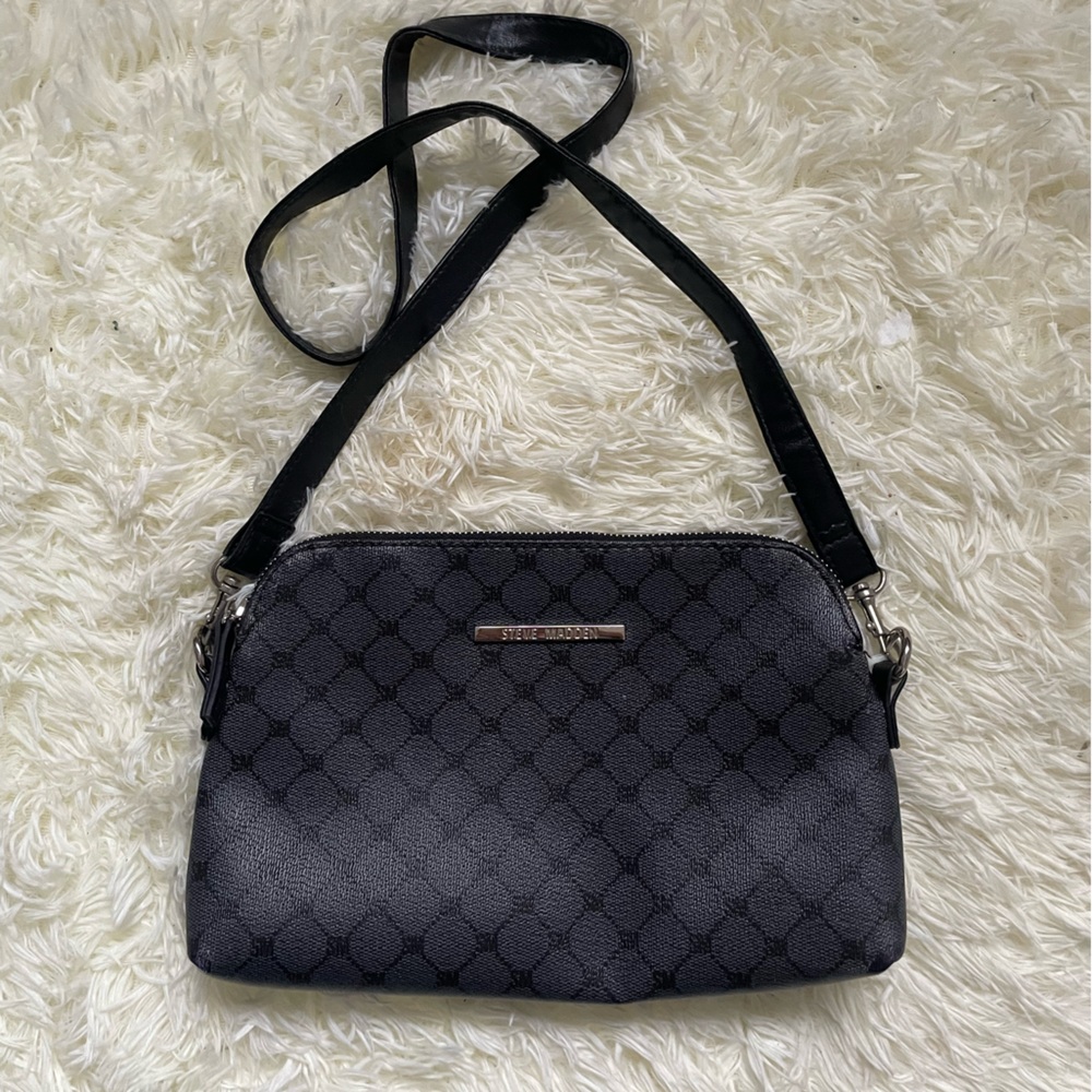 Steve Madden black and gray small crossbody